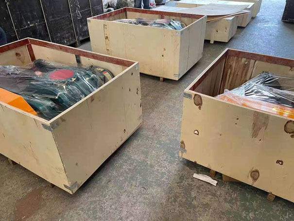 開(kāi)工啦！發(fā)往佛山XQSSR150羅茨鼓風(fēng)機(jī) 30KW4臺(tái)(圖1)